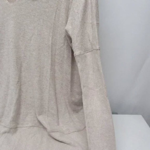NWT! Women's Chance or Fate Cream/Beige Tunic Sweater Size Small - Picture 3 of 6